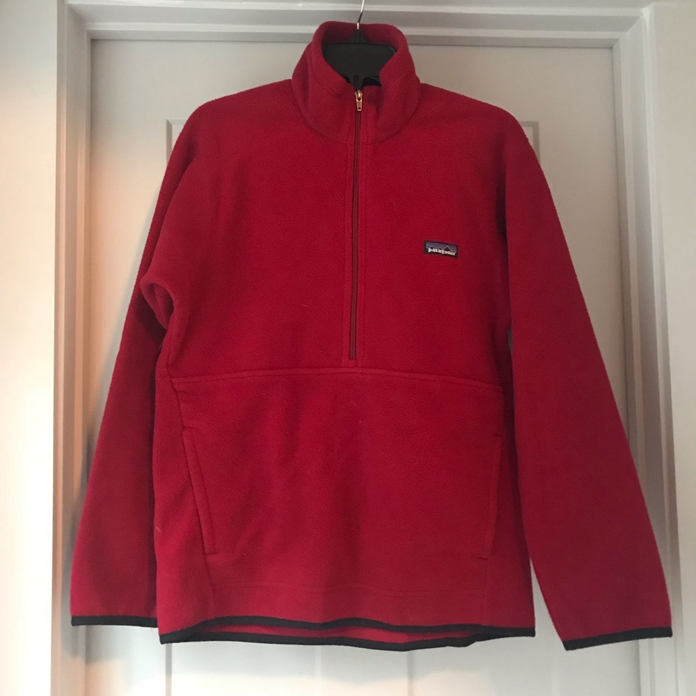 Red Patagonia Quarter Zip Fleece Pullover.